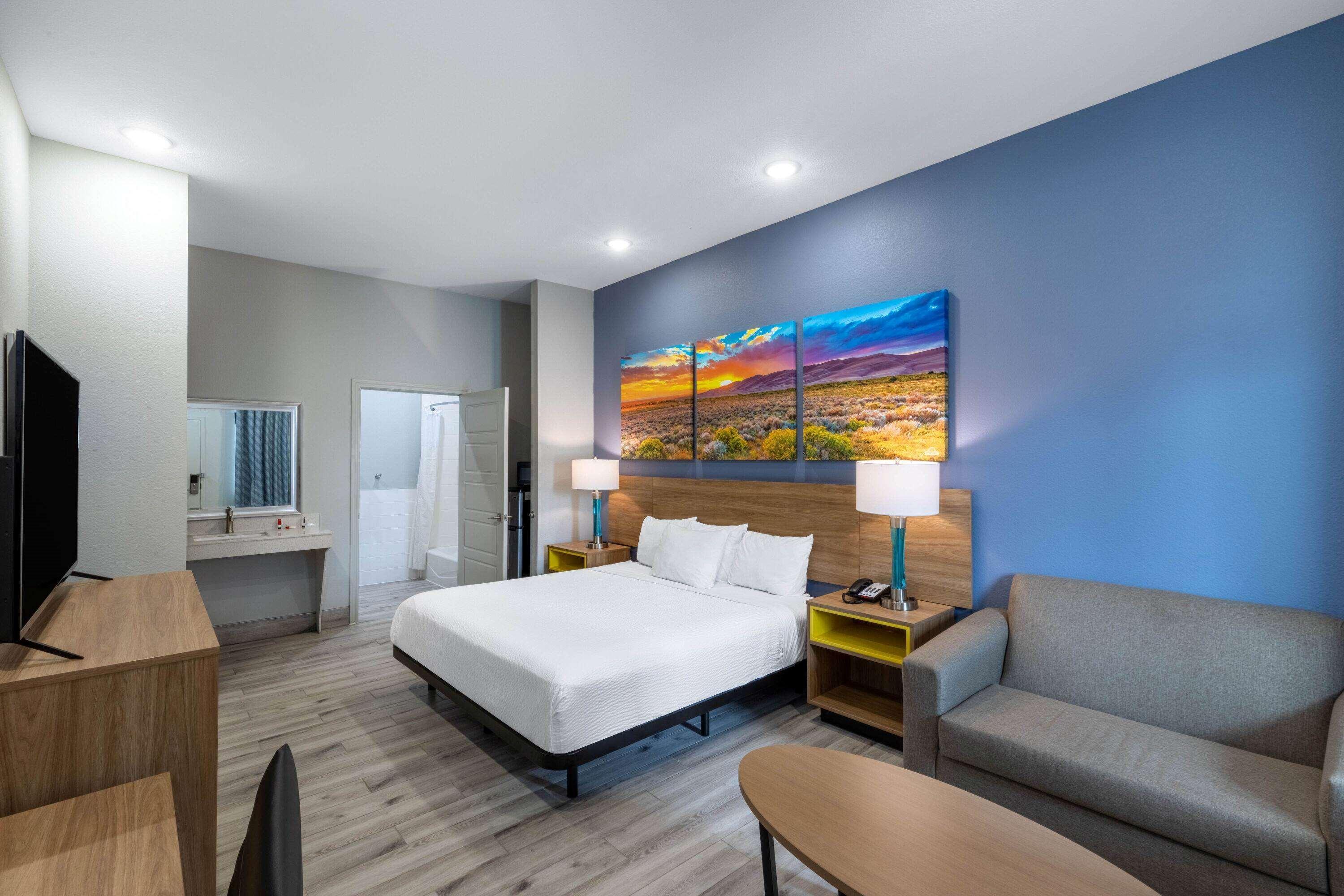 Days Inn & Suites By Wyndham Downtown/University Of Houston Exterior photo